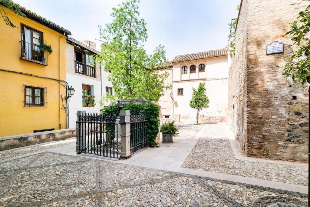 Wekey Homes Albaicin, A Los Pies De La Alhambra Гранада Екстериор снимка